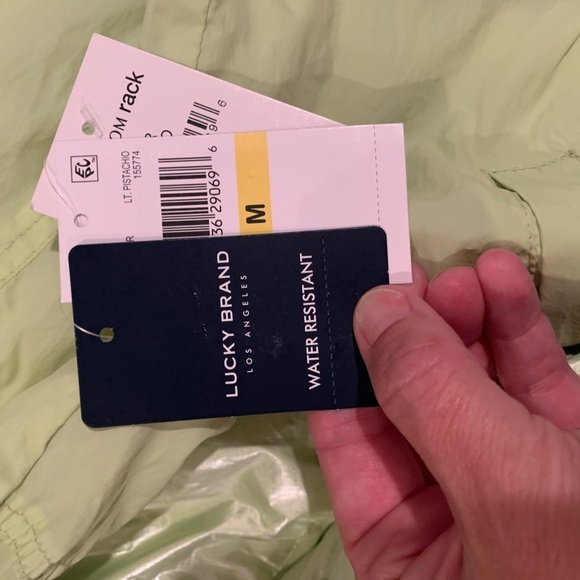 Lucky Brand Water Repellant Anorak jacket in Light Pistachio Medium NWT - Picture 5 of 8